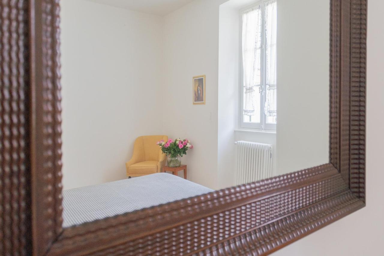 Tina'S Window On Lake Como By Rent All Como Mezzegra Exterior foto
